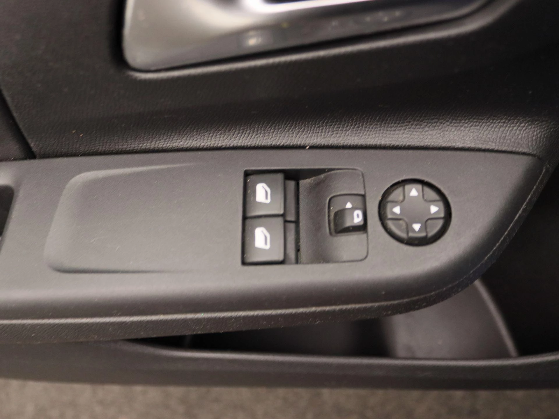 Opel-Corsa-image-20