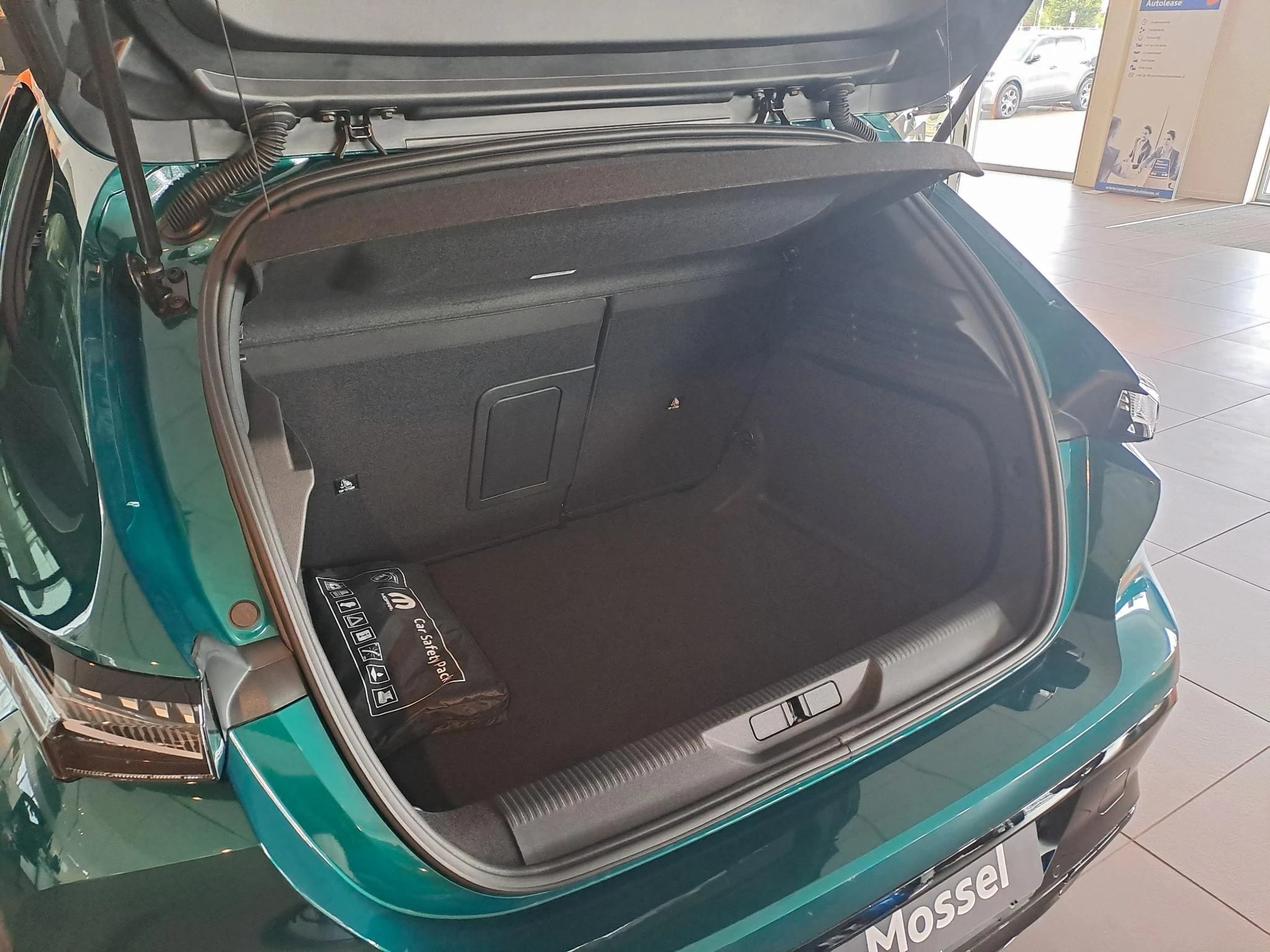 Peugeot-308-image-17