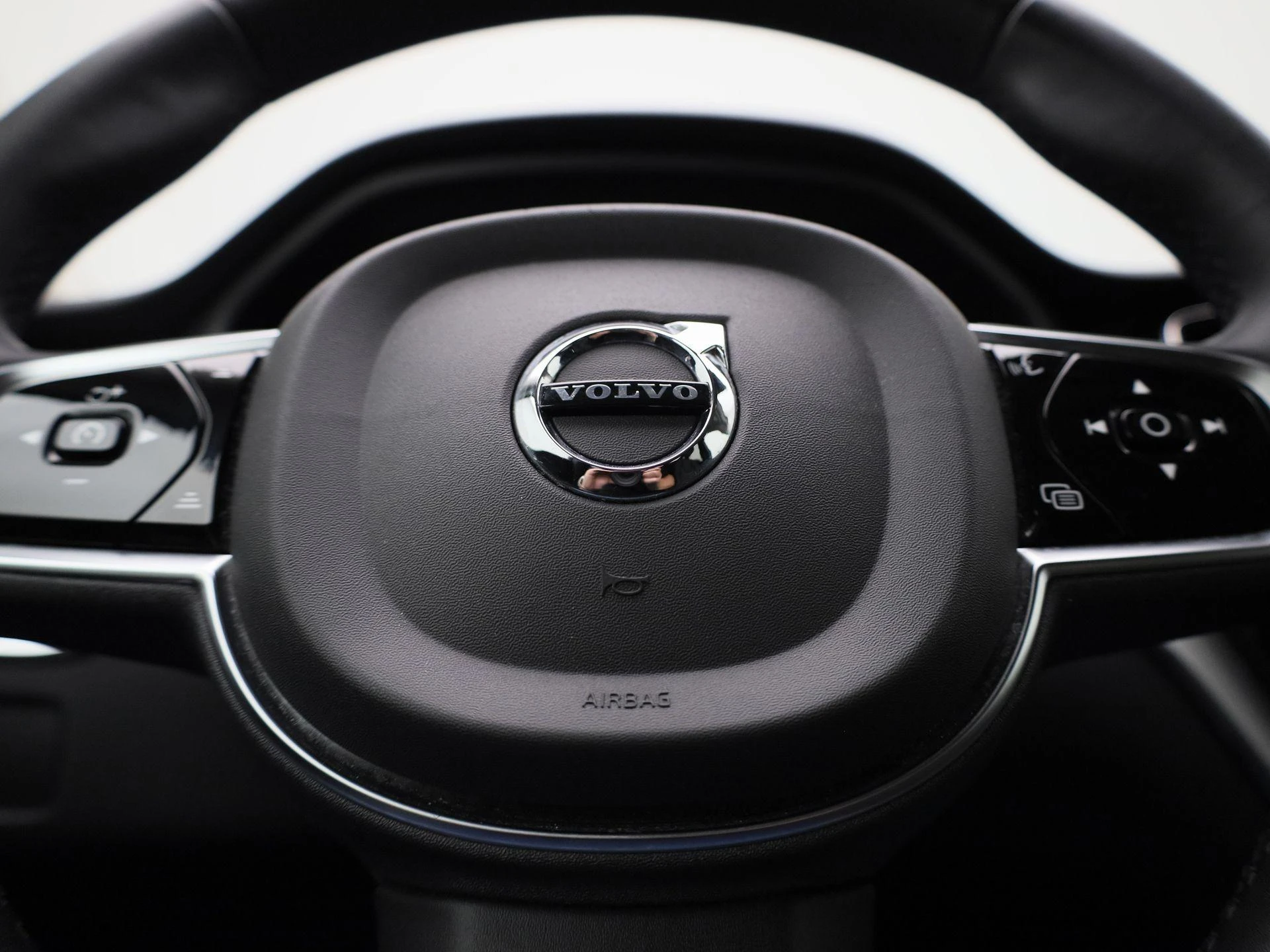 Volvo-XC60-image-27