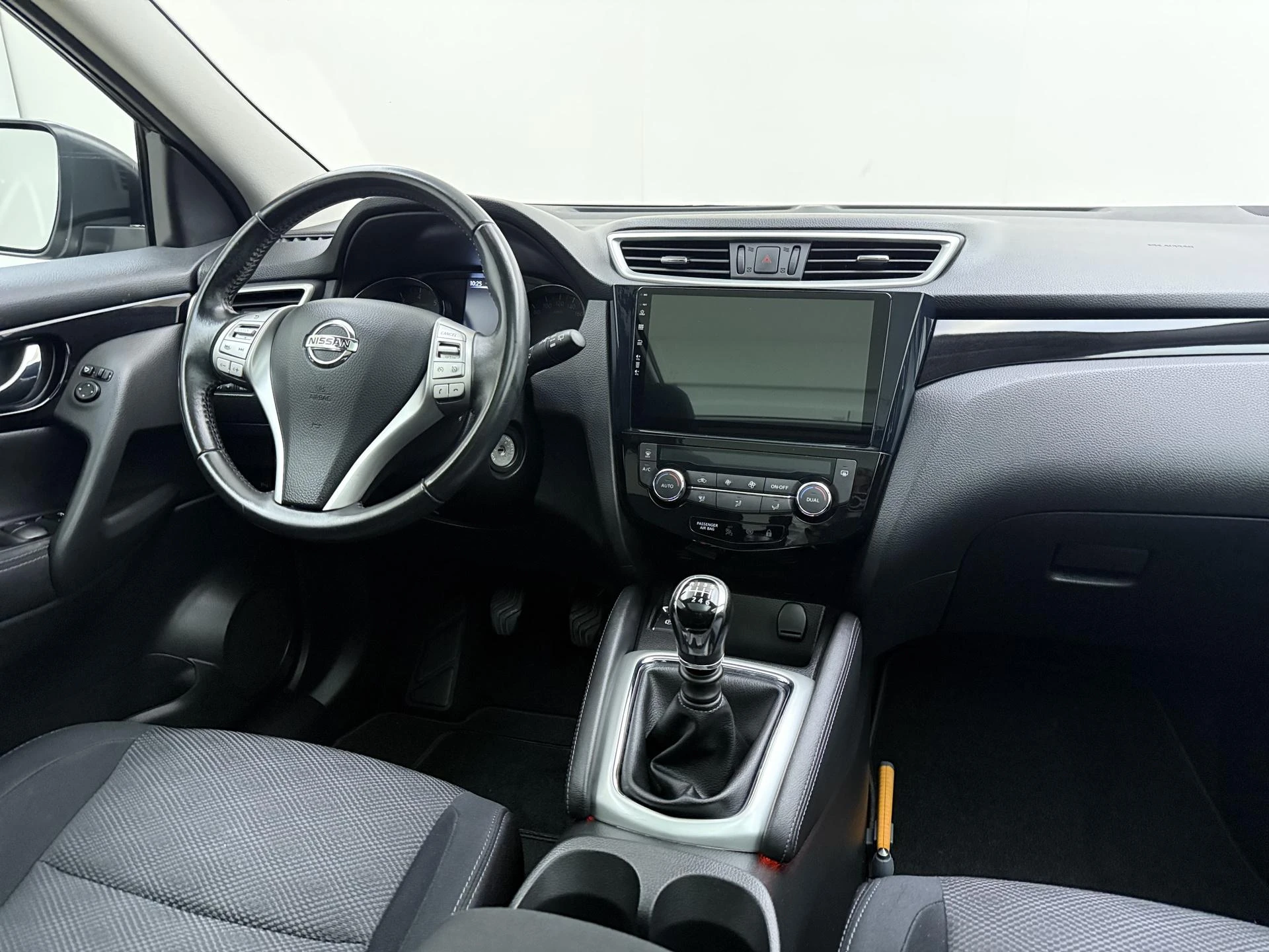Nissan-QASHQAI-image-24