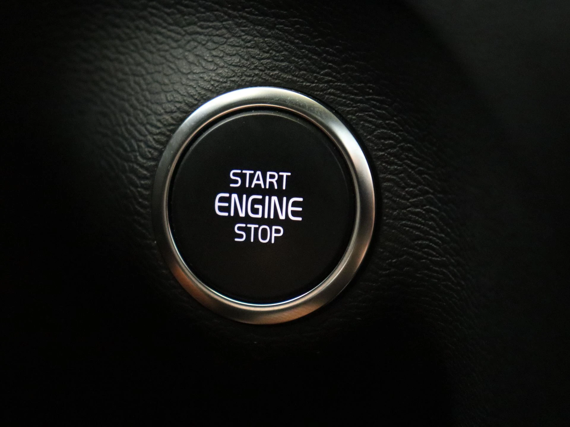 Volvo-XC40-image-21
