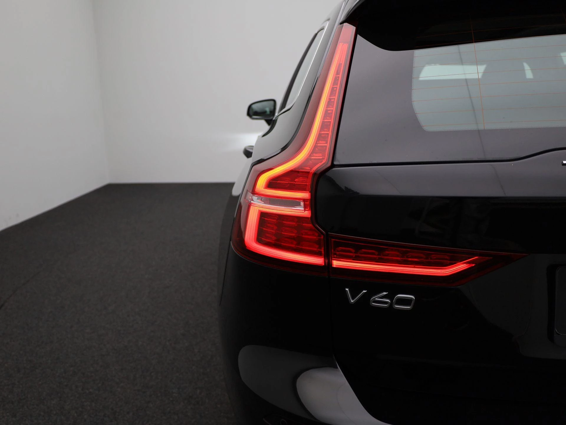 Volvo-V60-image-33