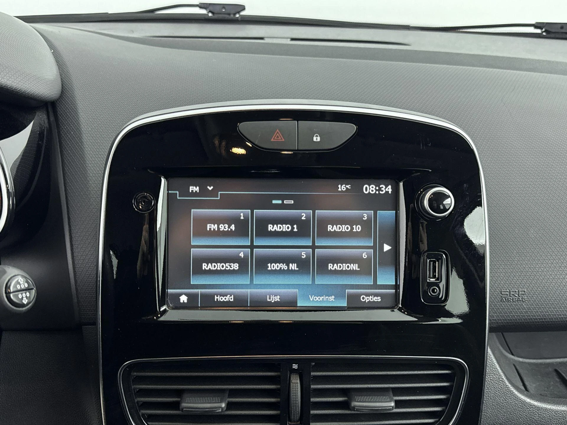 Renault-Clio-image-6