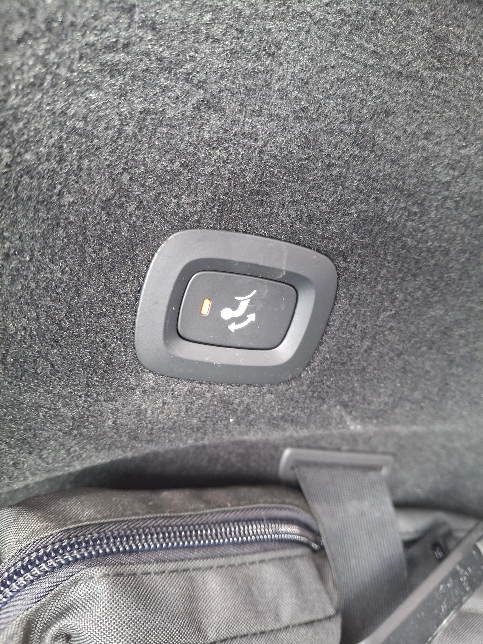 Volvo-V90-image-13
