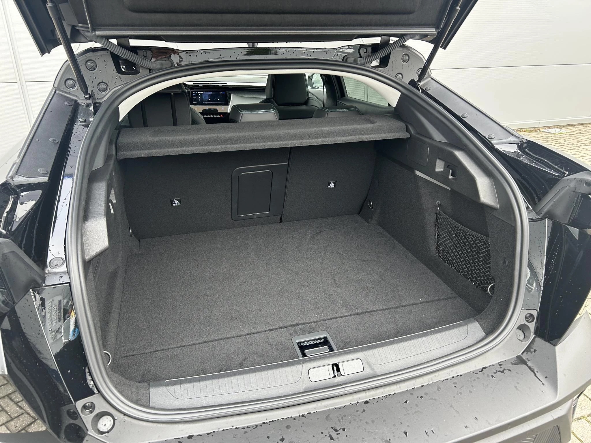 Peugeot-408-image-15