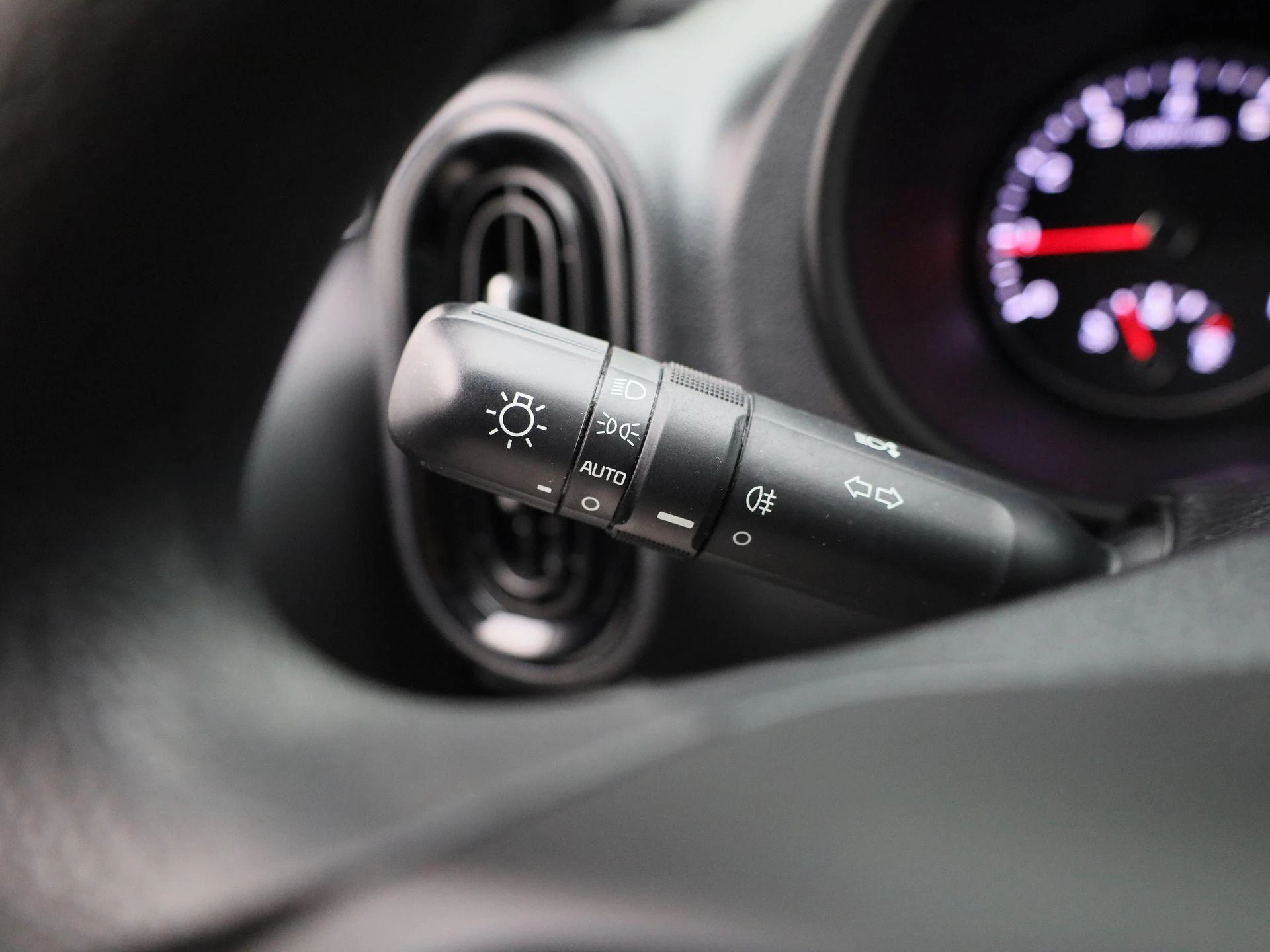 Kia-Picanto-image-18