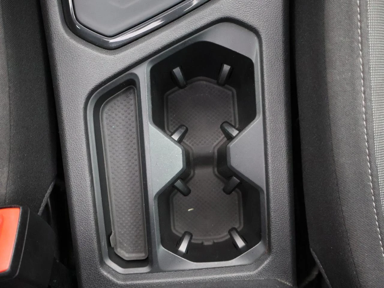 Volkswagen-Tiguan-image-21