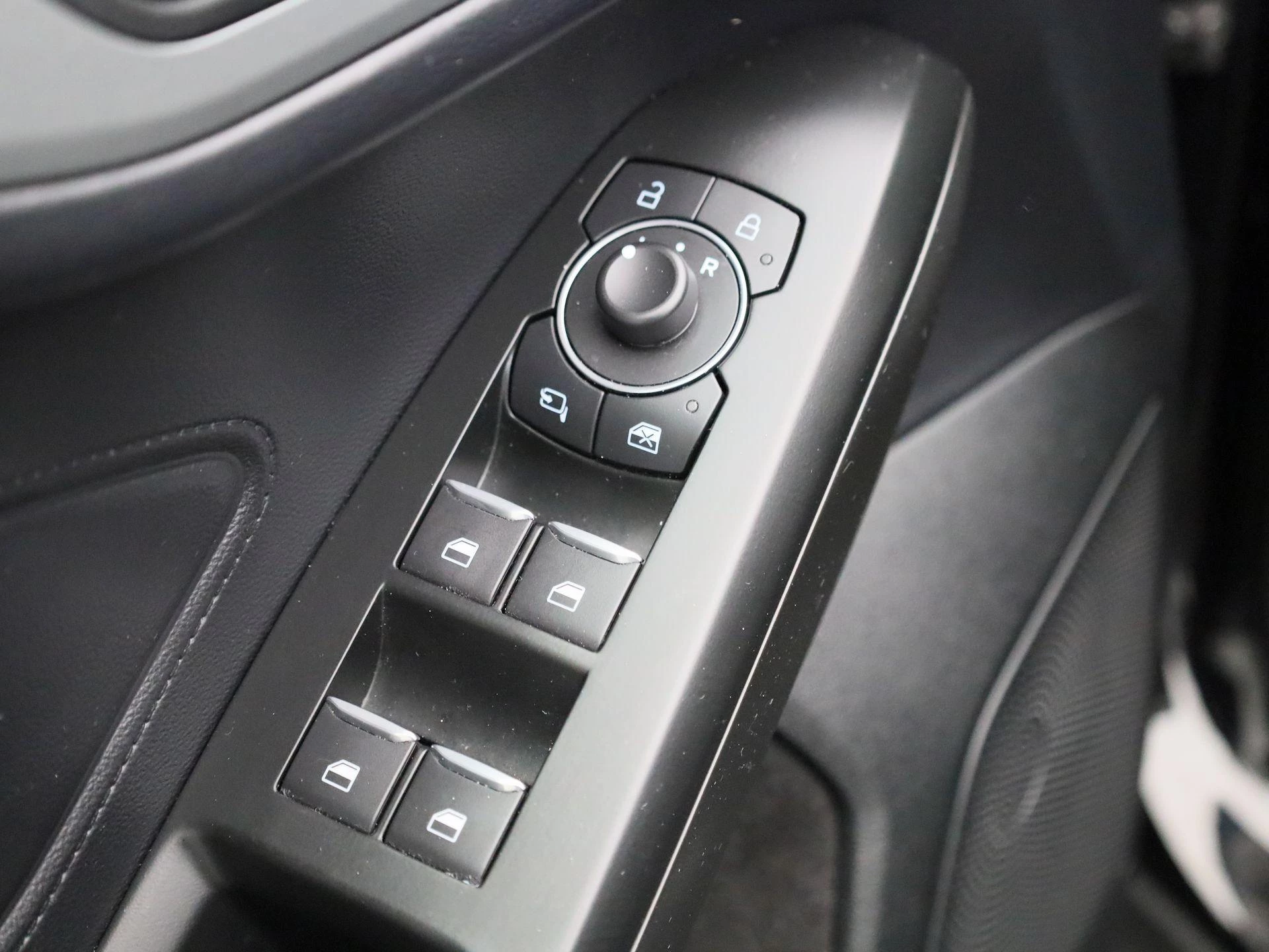 Ford-Focus-image-28