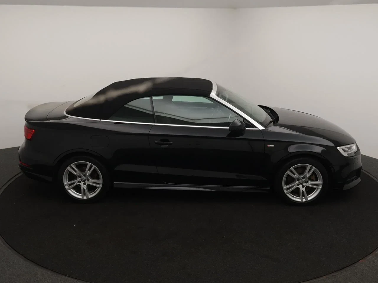 Audi A3 Cabriolet Audi A3 Cabriolet 40TFSI QUATTRO 190PK *AUTOMAAT*BRUINE LEDER*CRUISE*VIRTUAL COCKPIT*NAVI*APP-CONNECT*...*