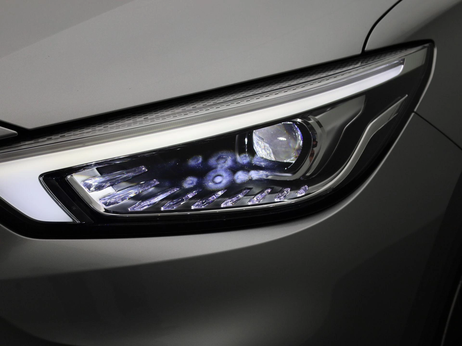 MG-ZS EV-image-12