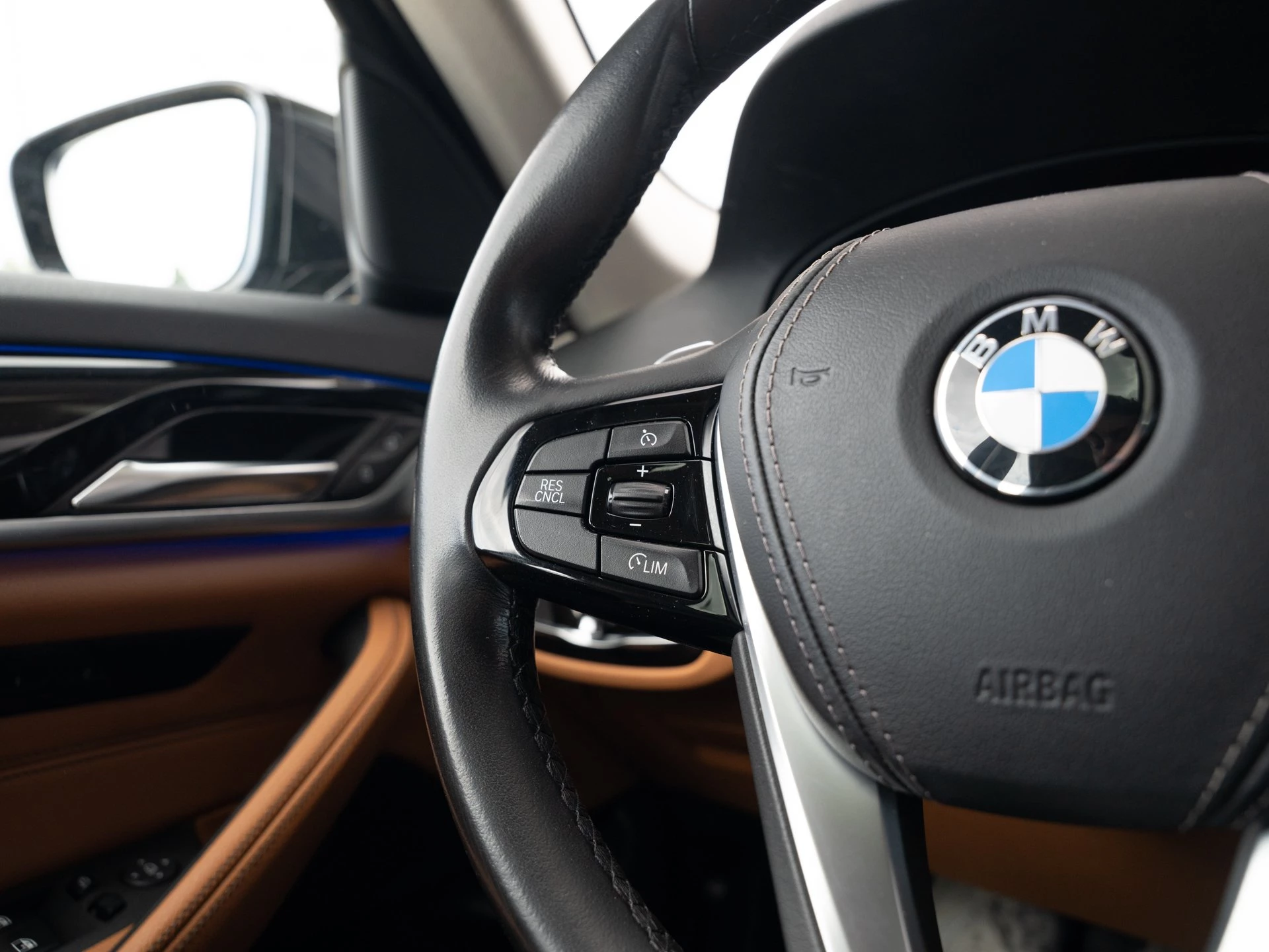 BMW-5er Reihe-image-17