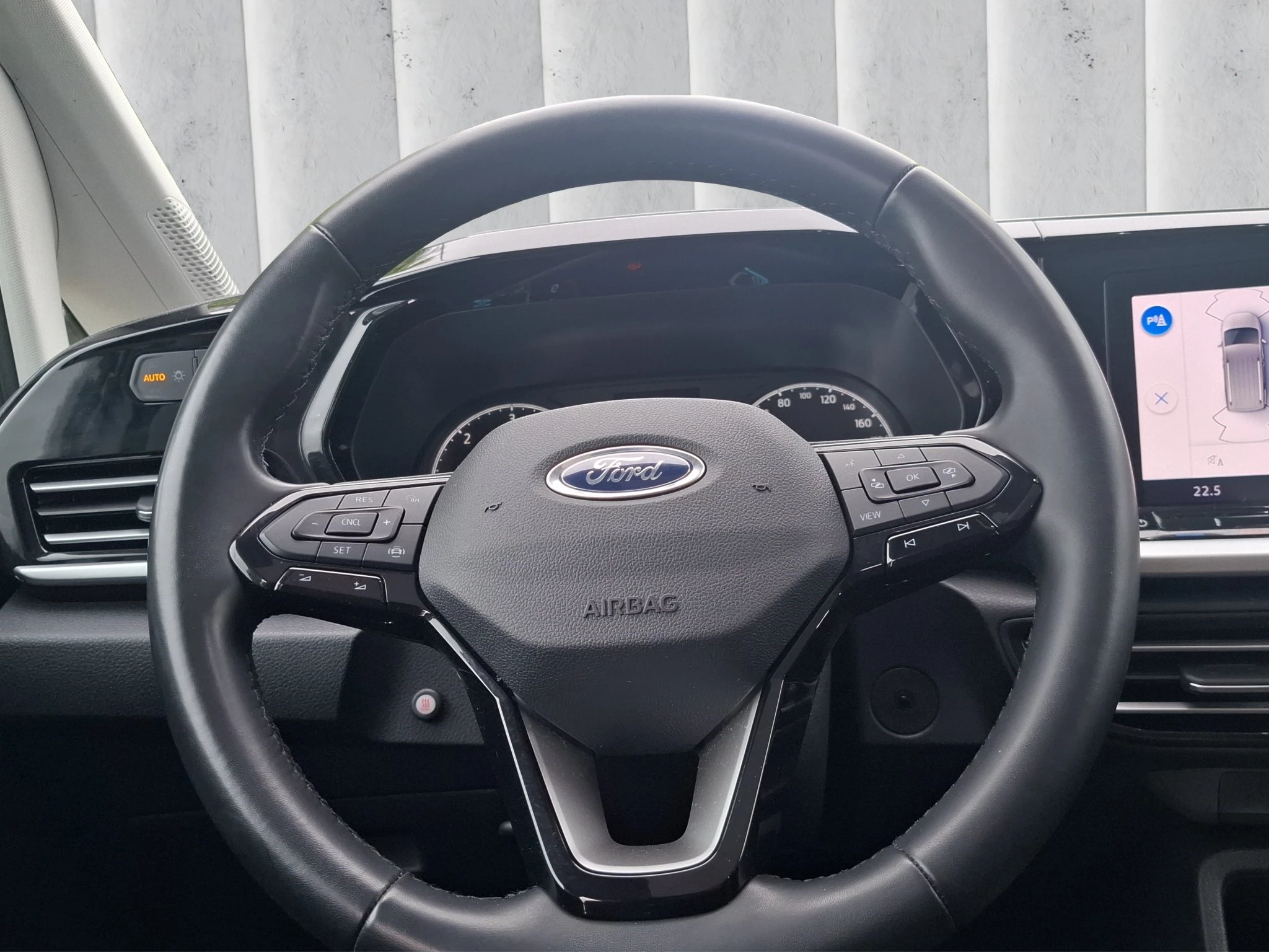 Ford Tourneo Connect Grand Active *KOMF.PKT*LED*PANO