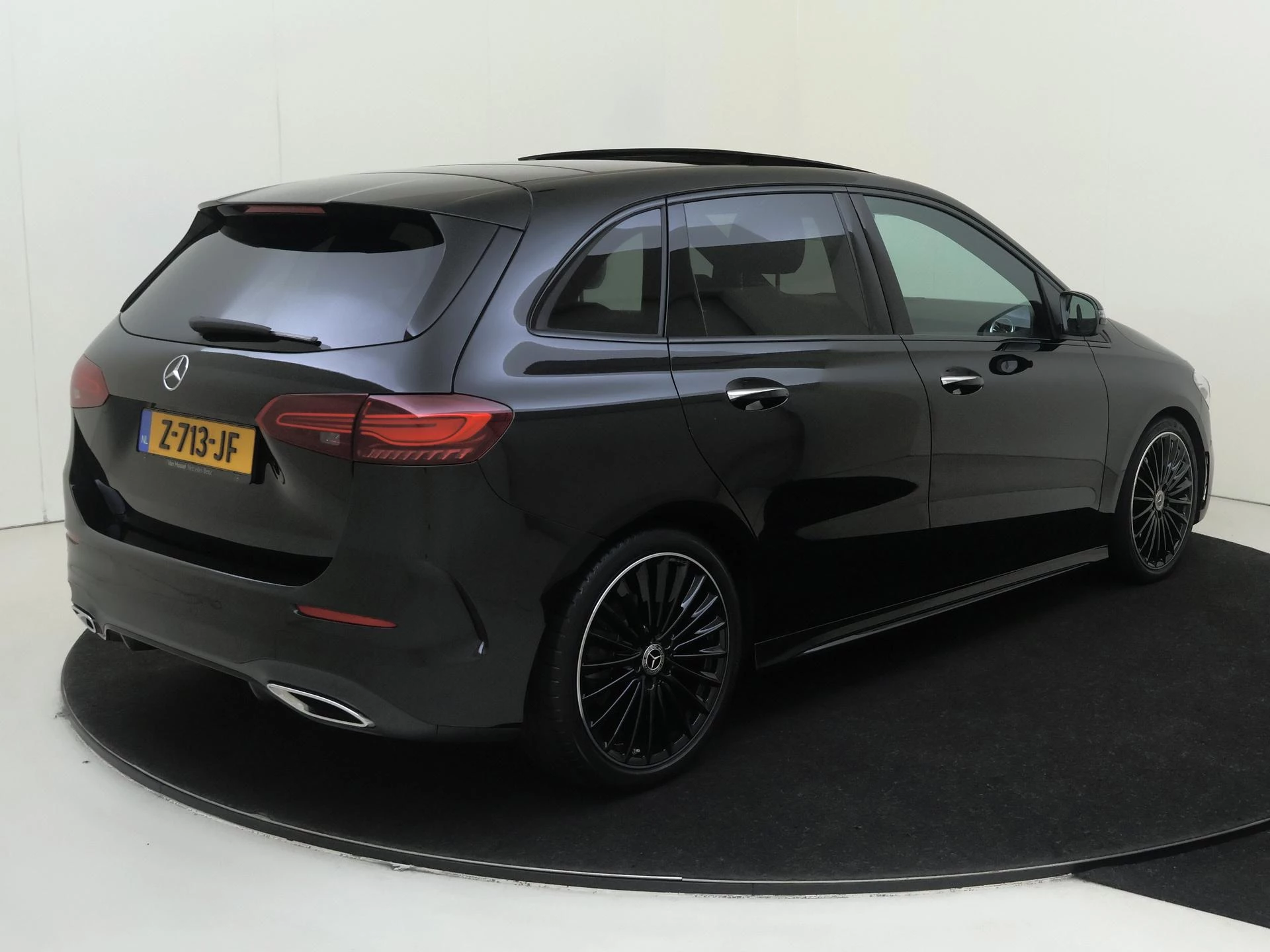 Mercedes-Benz B-Klasse 200 AMG Line