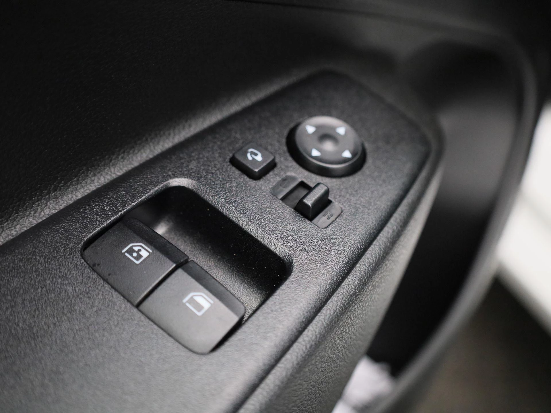 Hyundai-i10-image-24