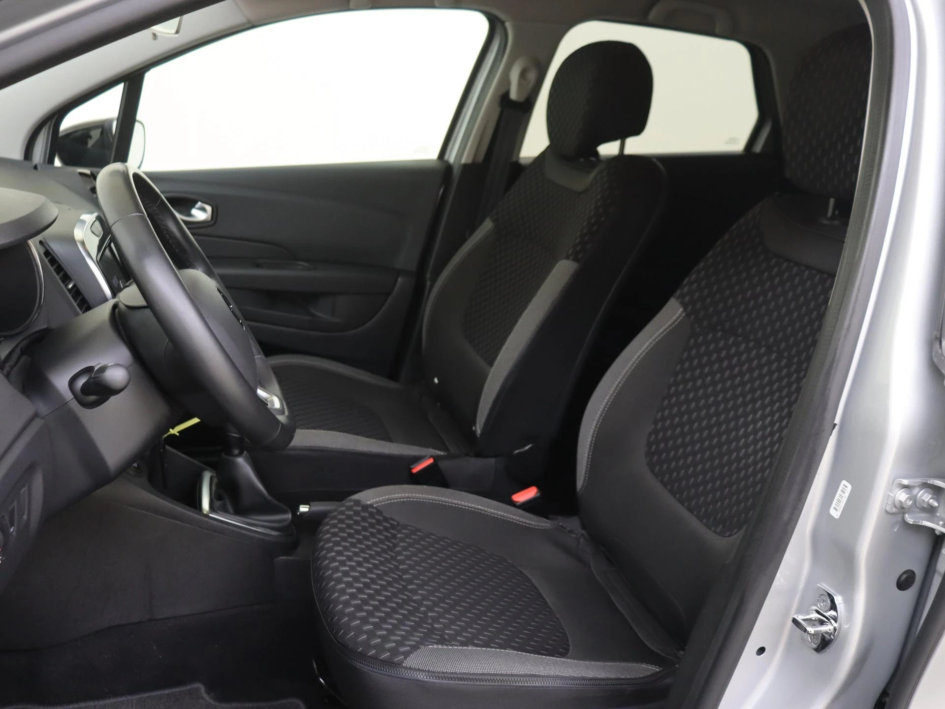 Renault-Captur-image-14