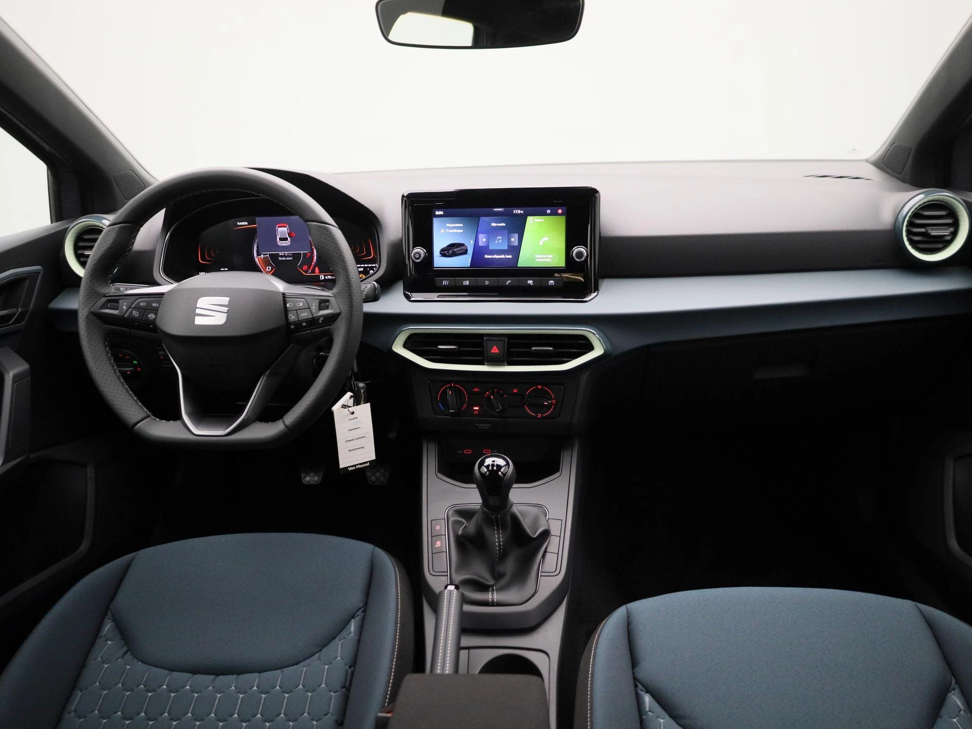 SEAT-Ibiza-image-35