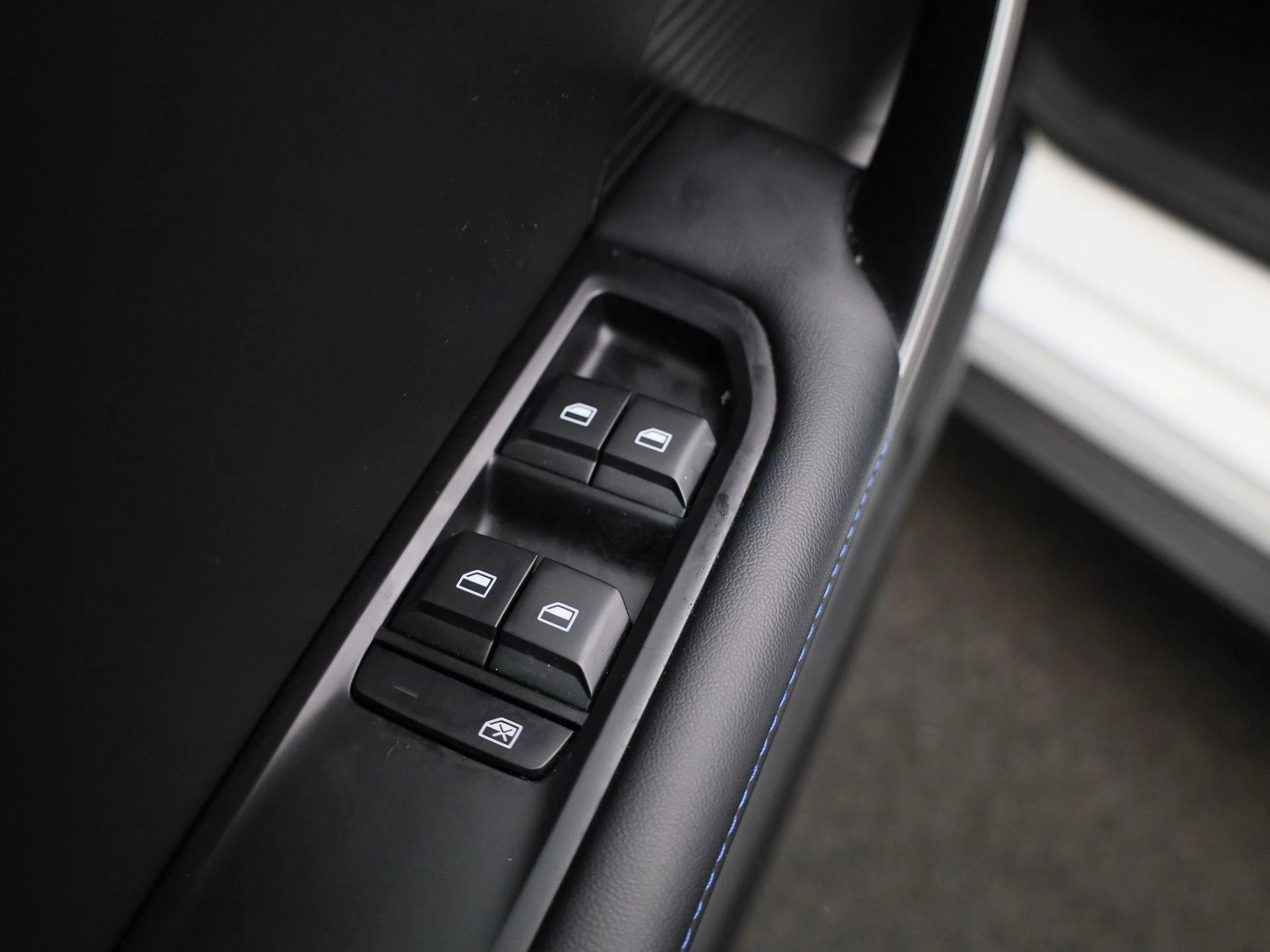 MG MG4 Standard 51 kWh