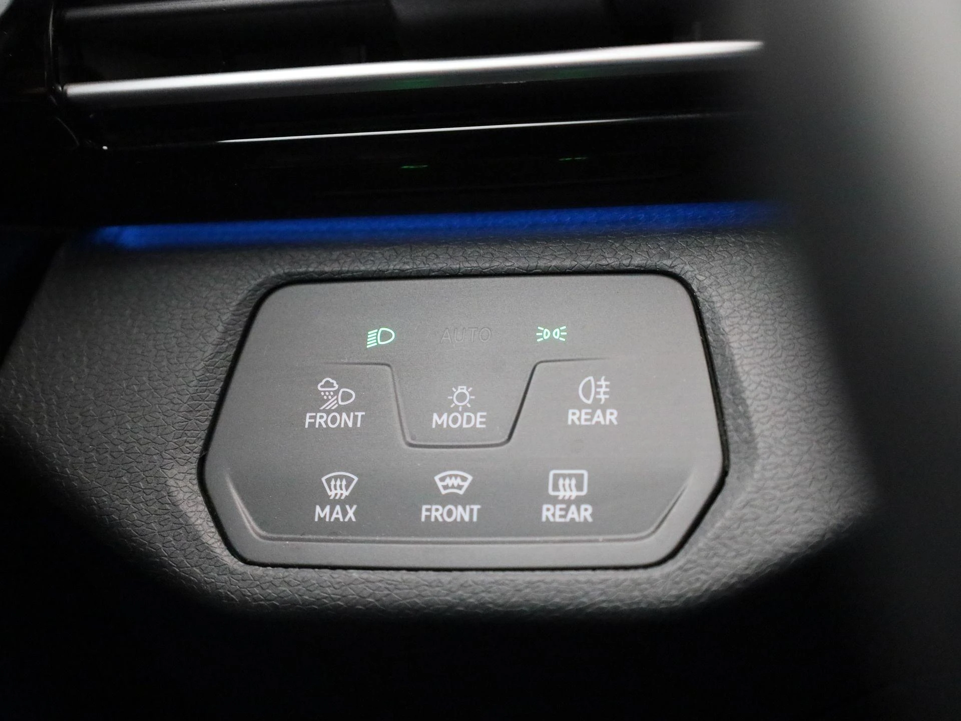 Volkswagen-ID.4-image-31