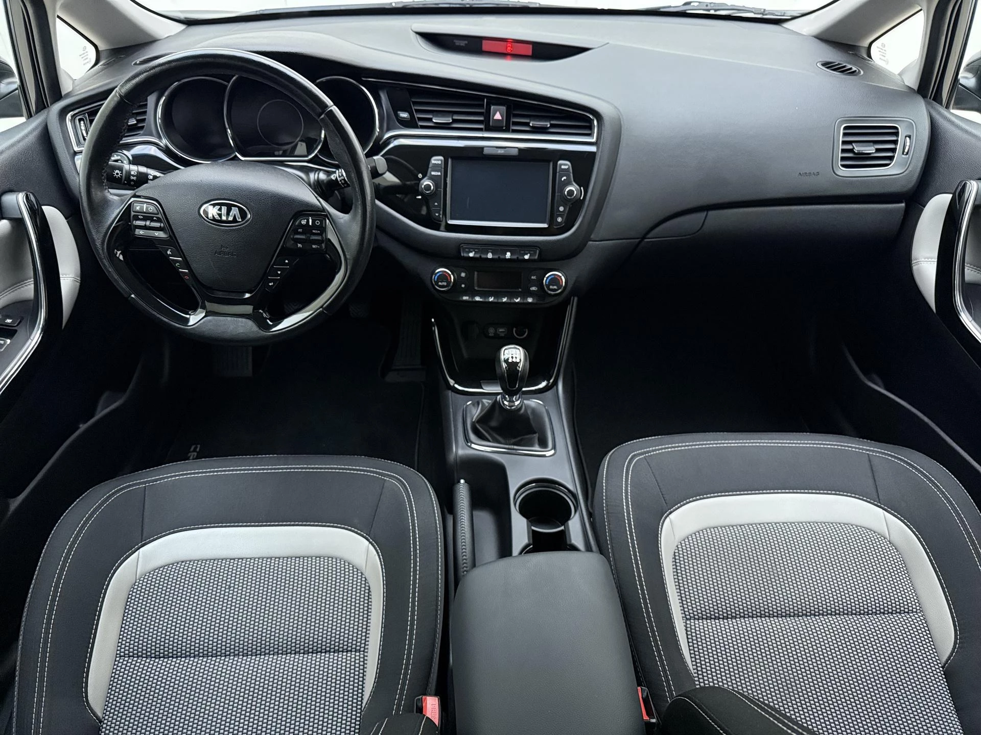 Kia-cee'd-image-12