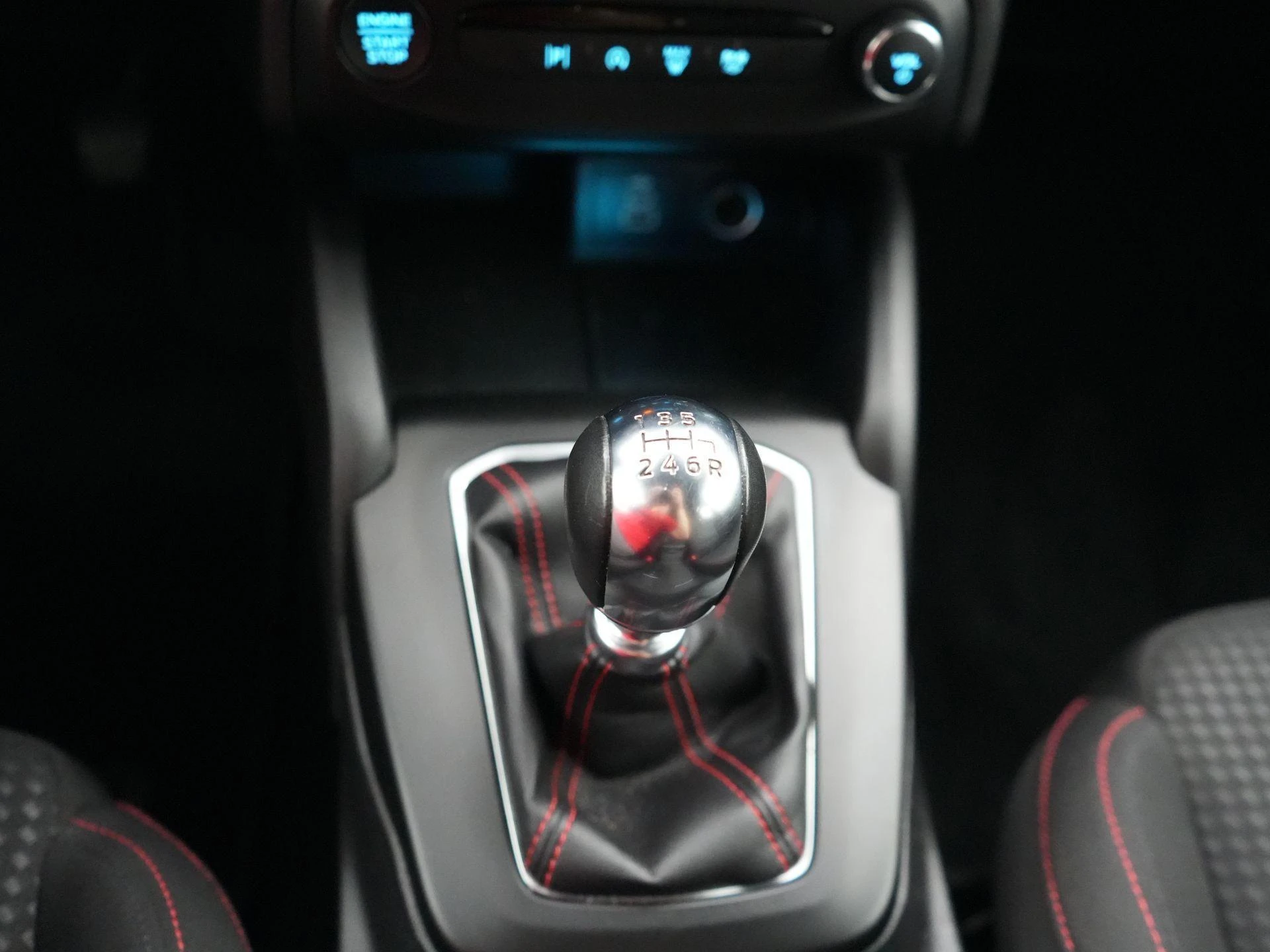 Ford-Focus-image-8