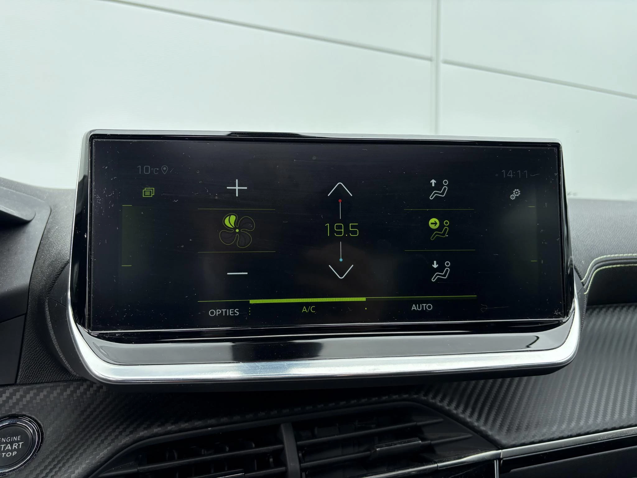 Peugeot-2008-image-19