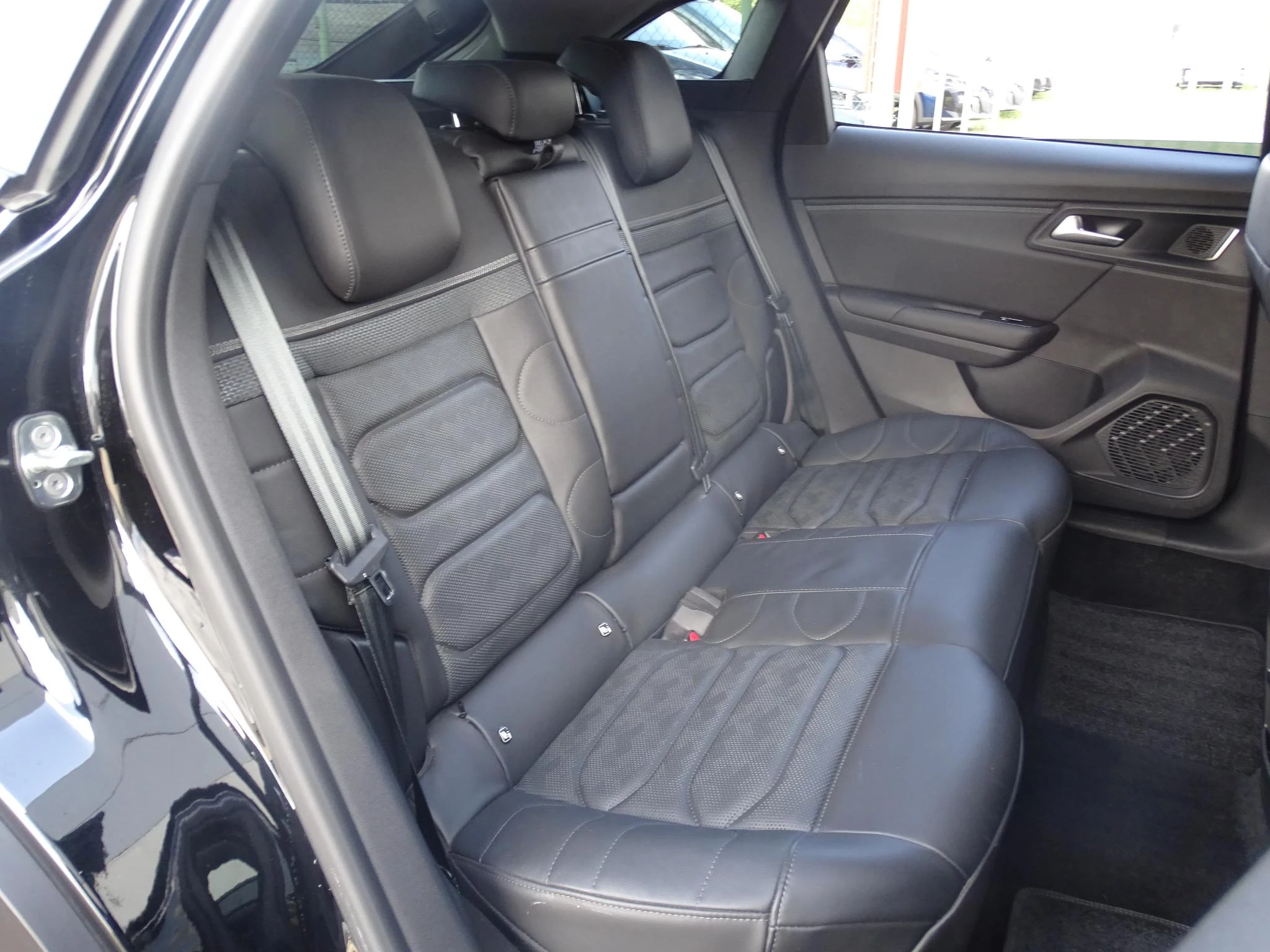 Citroën C5 X 1.6T Hybrid plus