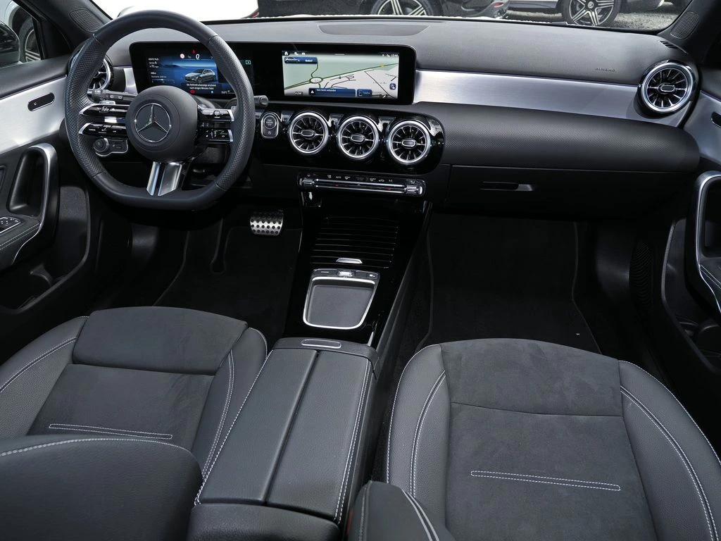 Mercedes-Benz-A-Klasse 200 d-image-12