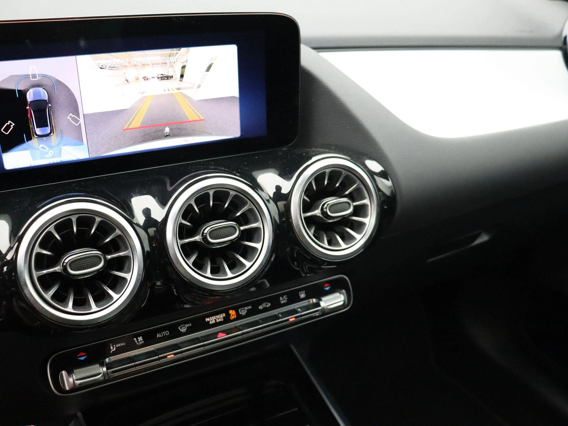 Mercedes-Benz GLA 250 e AMG Line + PREMIUM PLUS PACK + CARPLAY + TREKHAAK +