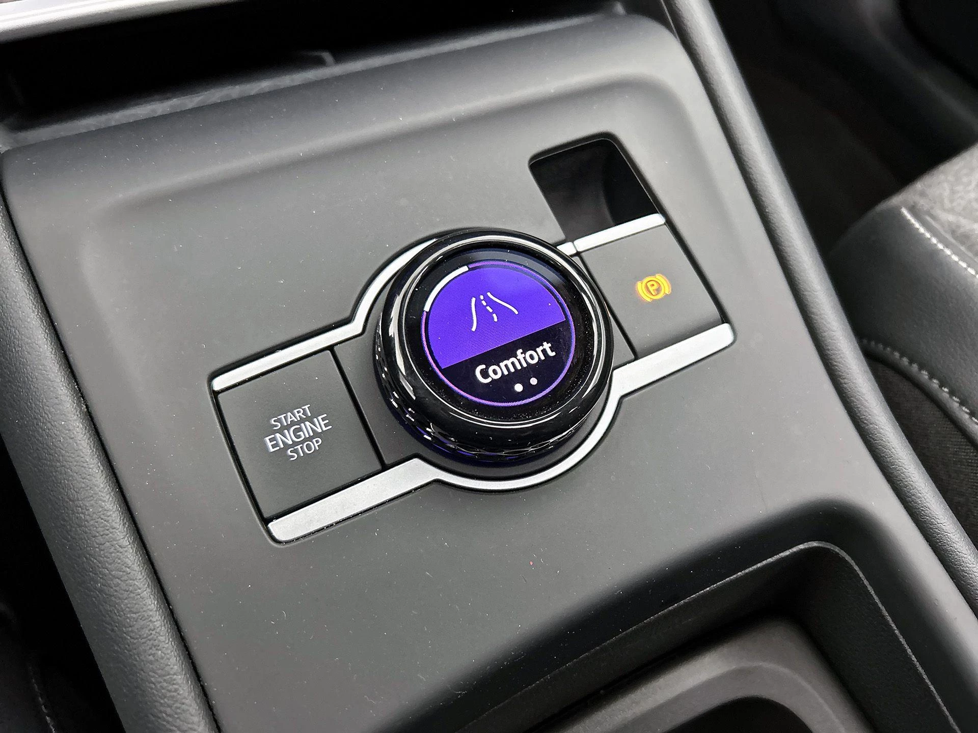 Volkswagen-Tiguan-image-28