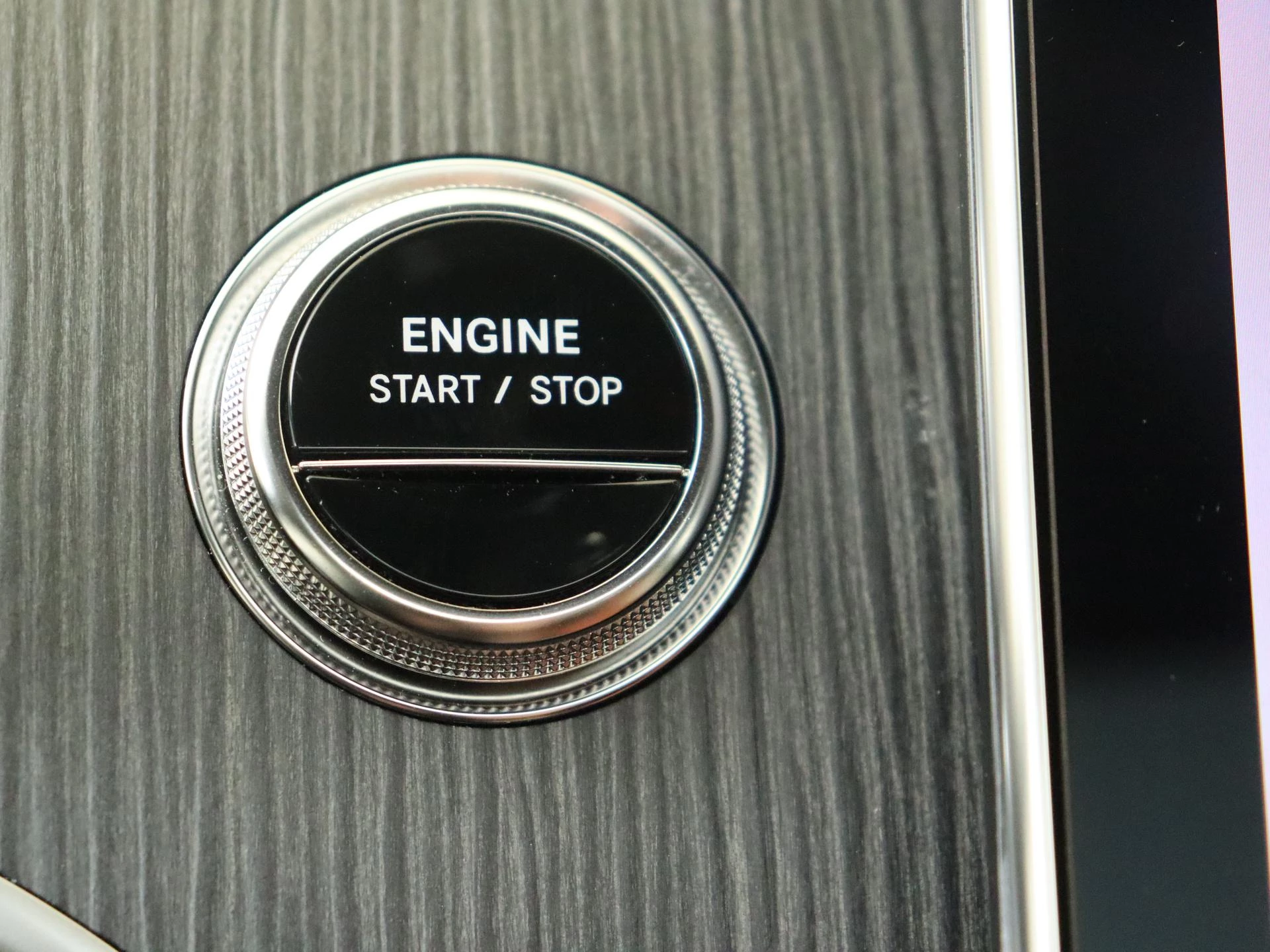 Mercedes-Benz-GLC-image-20