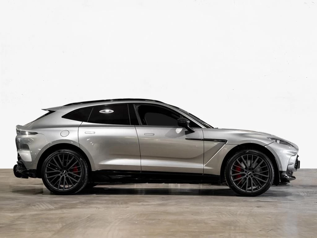 Aston Martin DBX 707 Aston Martin Hamburg