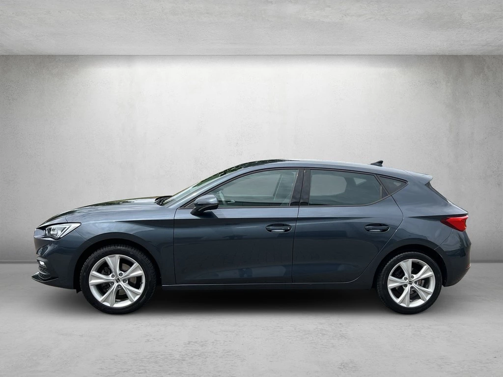 SEAT Leon 2.0 TDI DSG Style *Navi*LED*AHK*