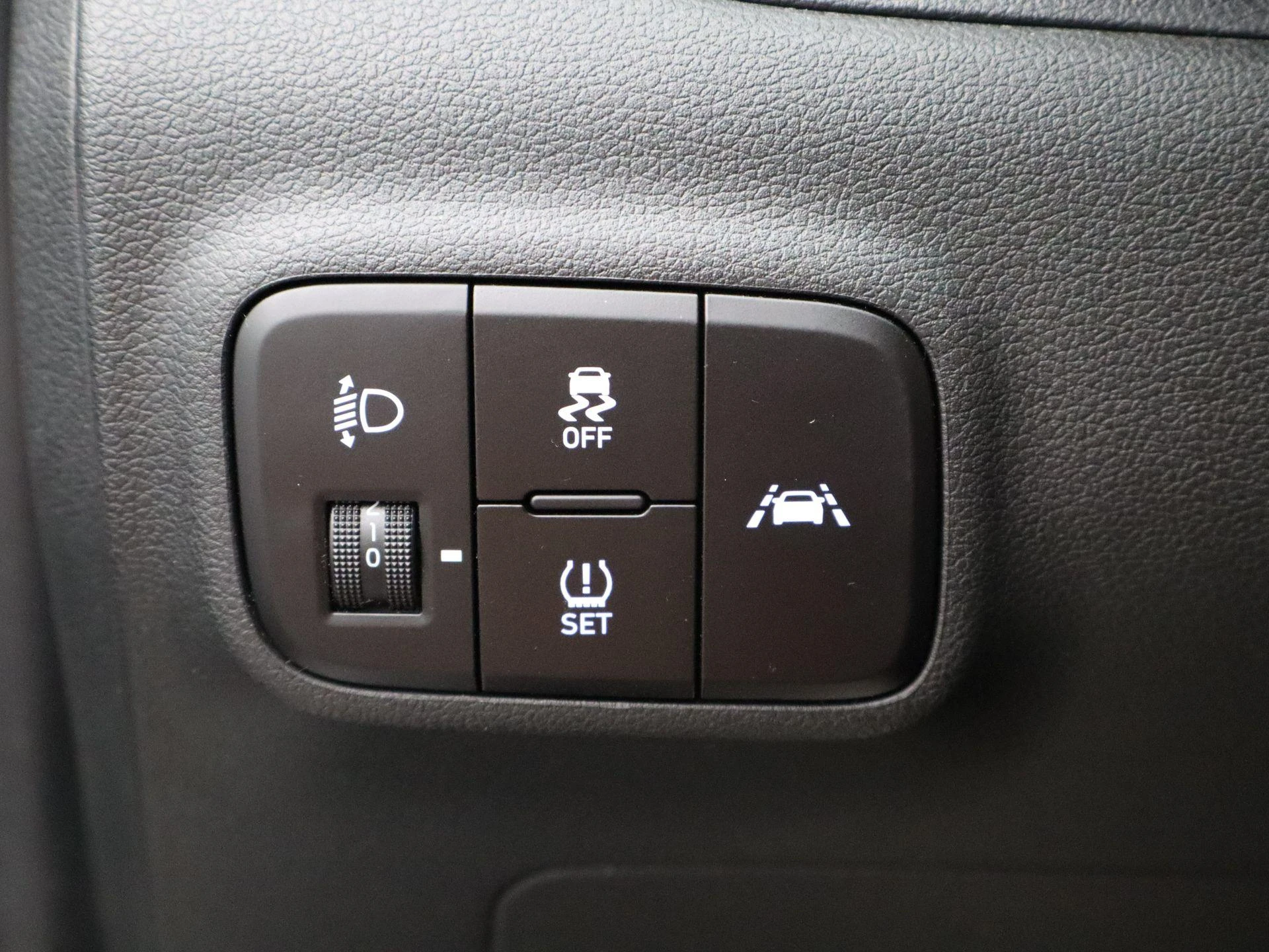 Hyundai-i10-image-22