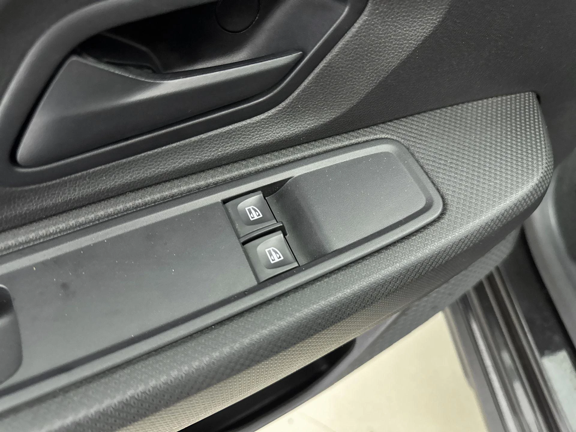 Dacia-Sandero-image-14