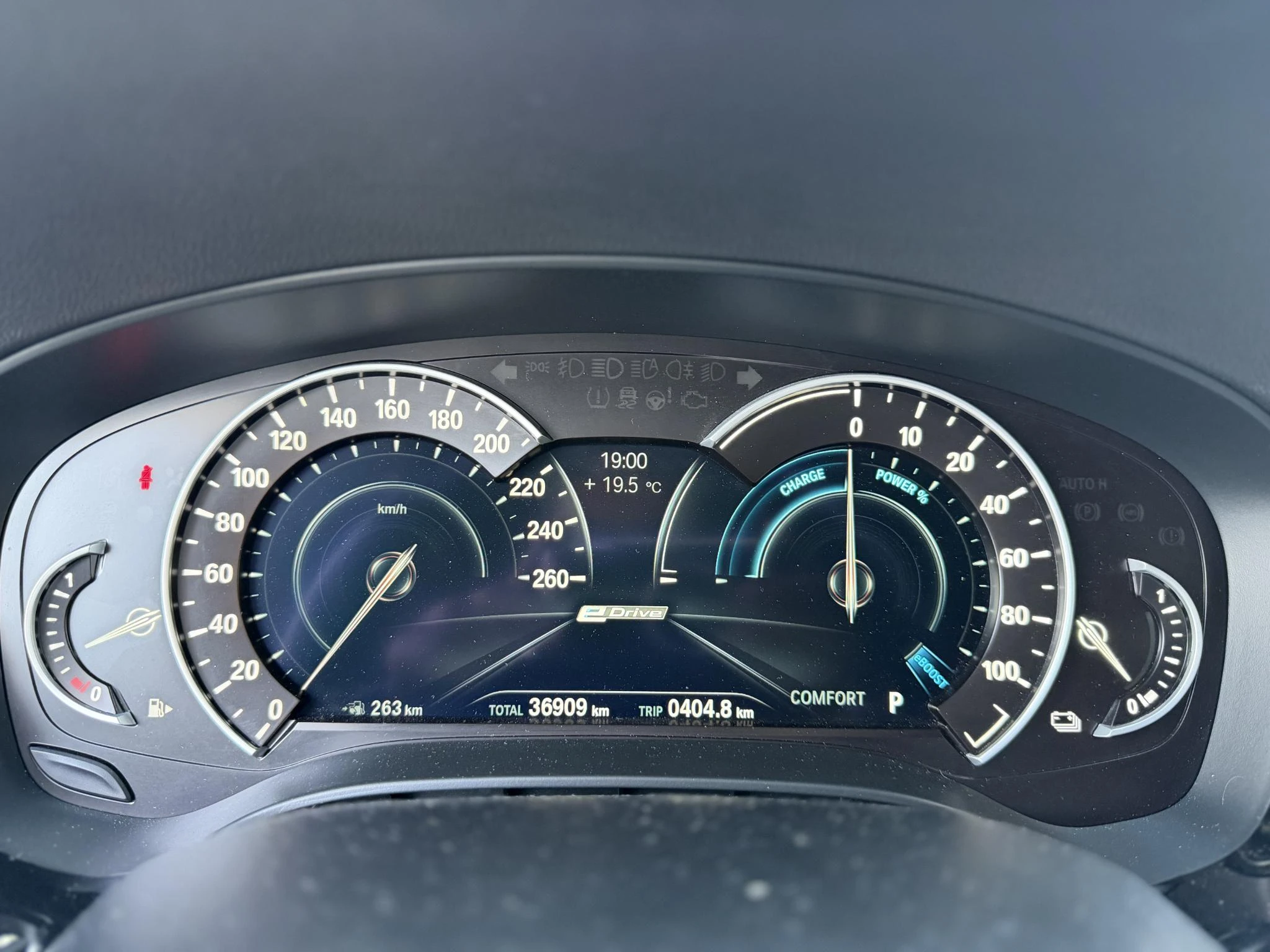 BMW-5 Serie-image-5