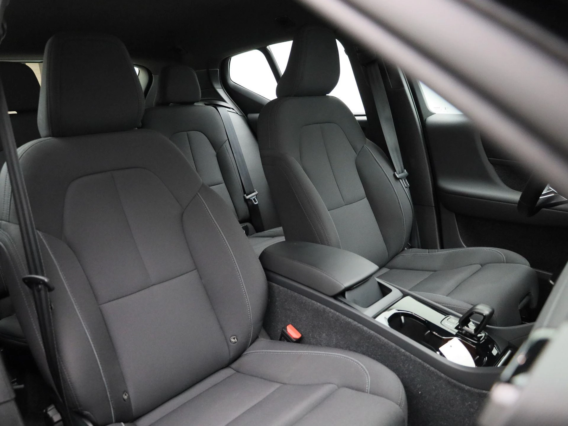 Volvo-XC40-image-34