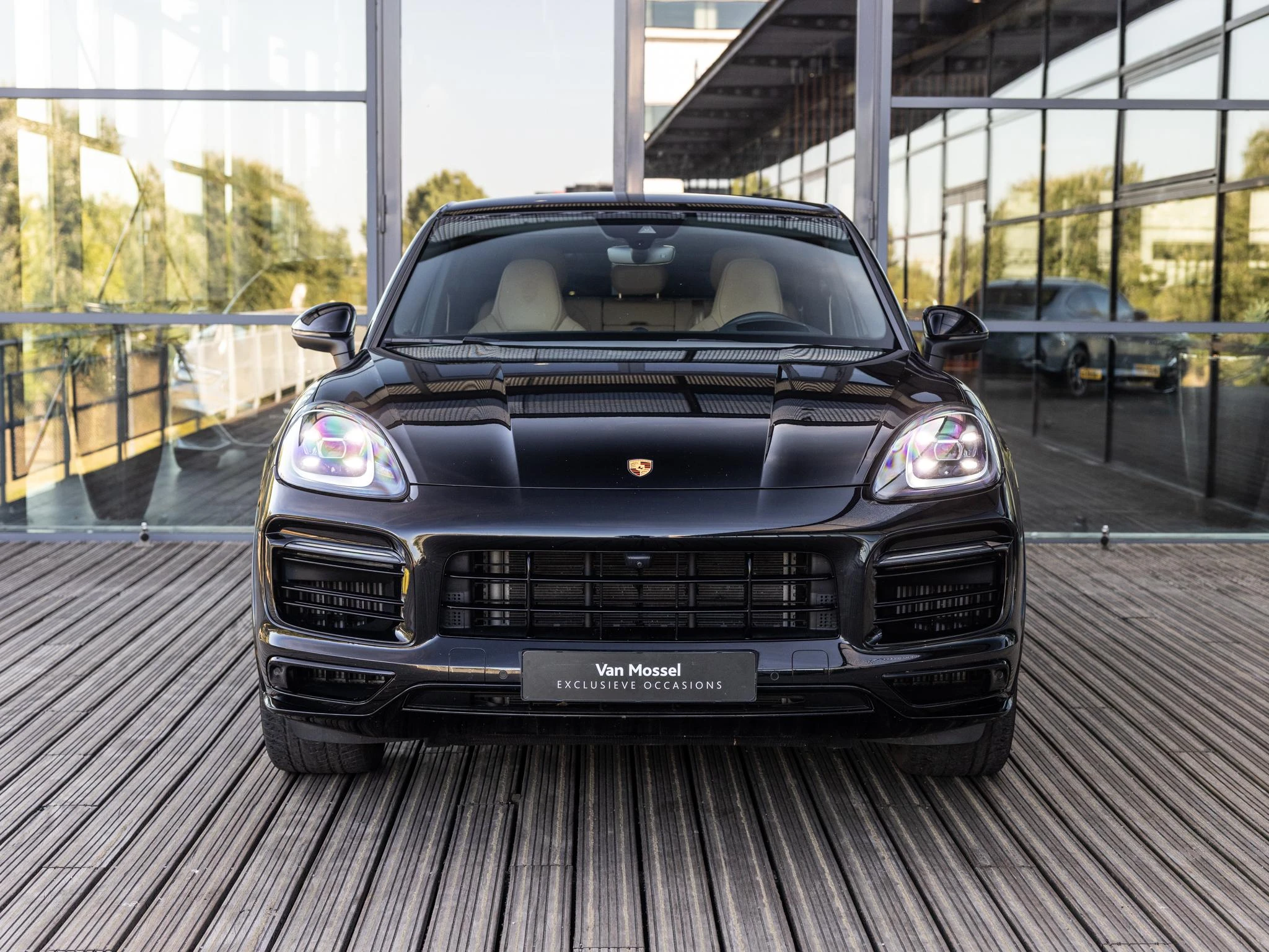 Porsche-Cayenne-image-1