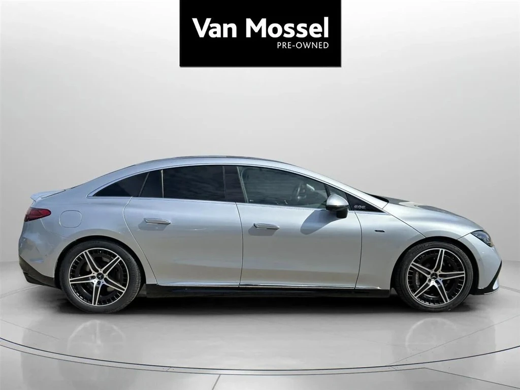 Mercedes-Benz-EQE-image-3