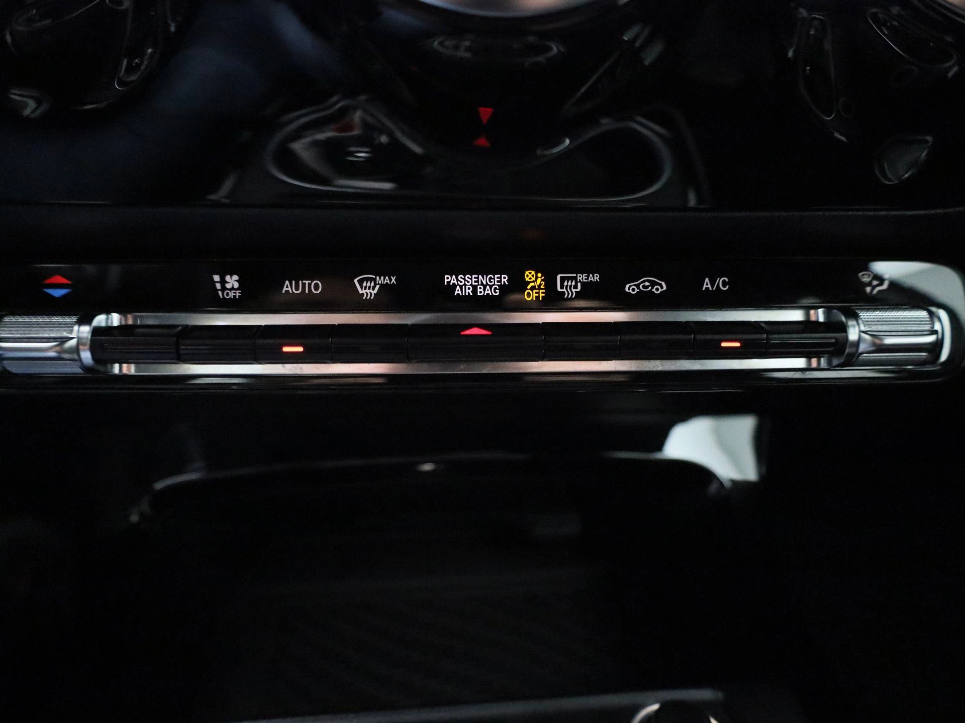 Mercedes-Benz A-Klasse 180 Business Solution AMG