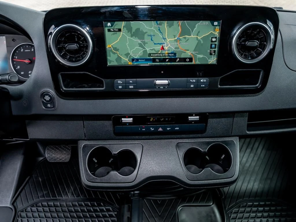 Mercedes-Benz-Sprinter 317-image-10