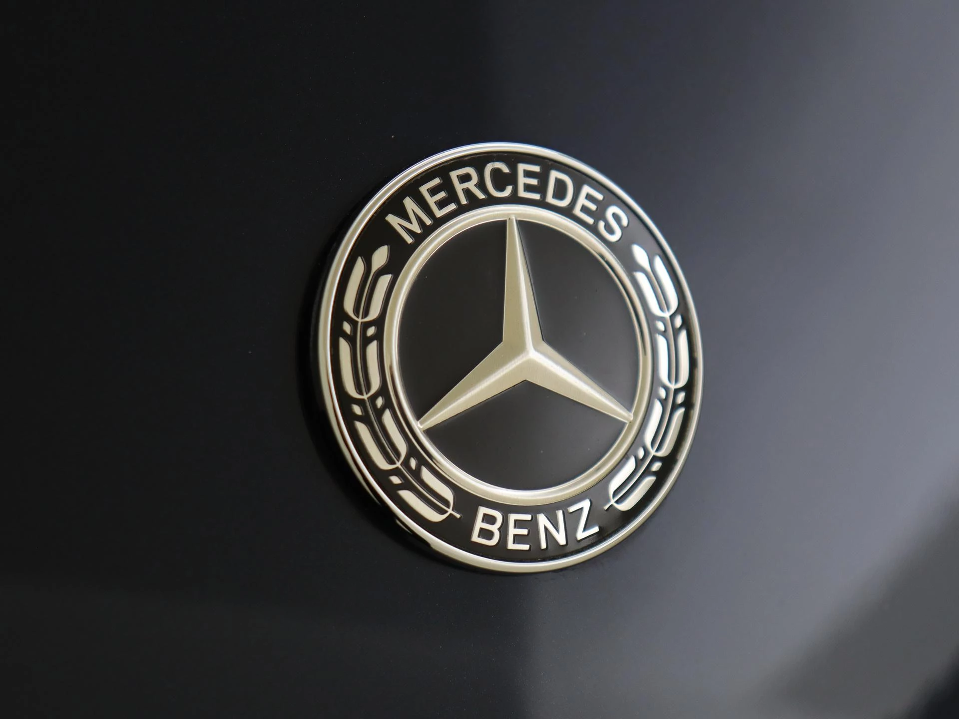 Mercedes-Benz-E-Klasse-image-38