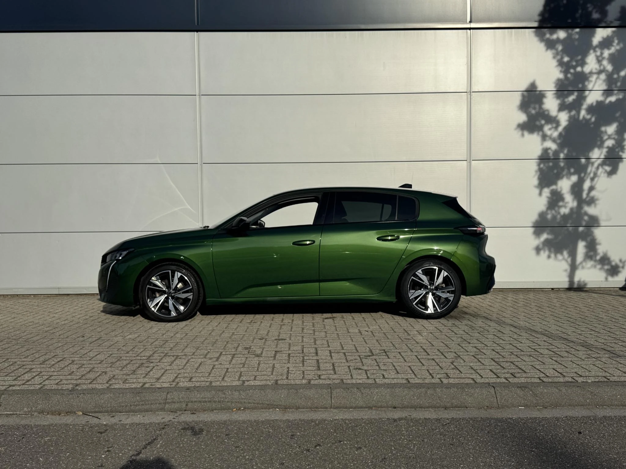 Peugeot-308-image-2