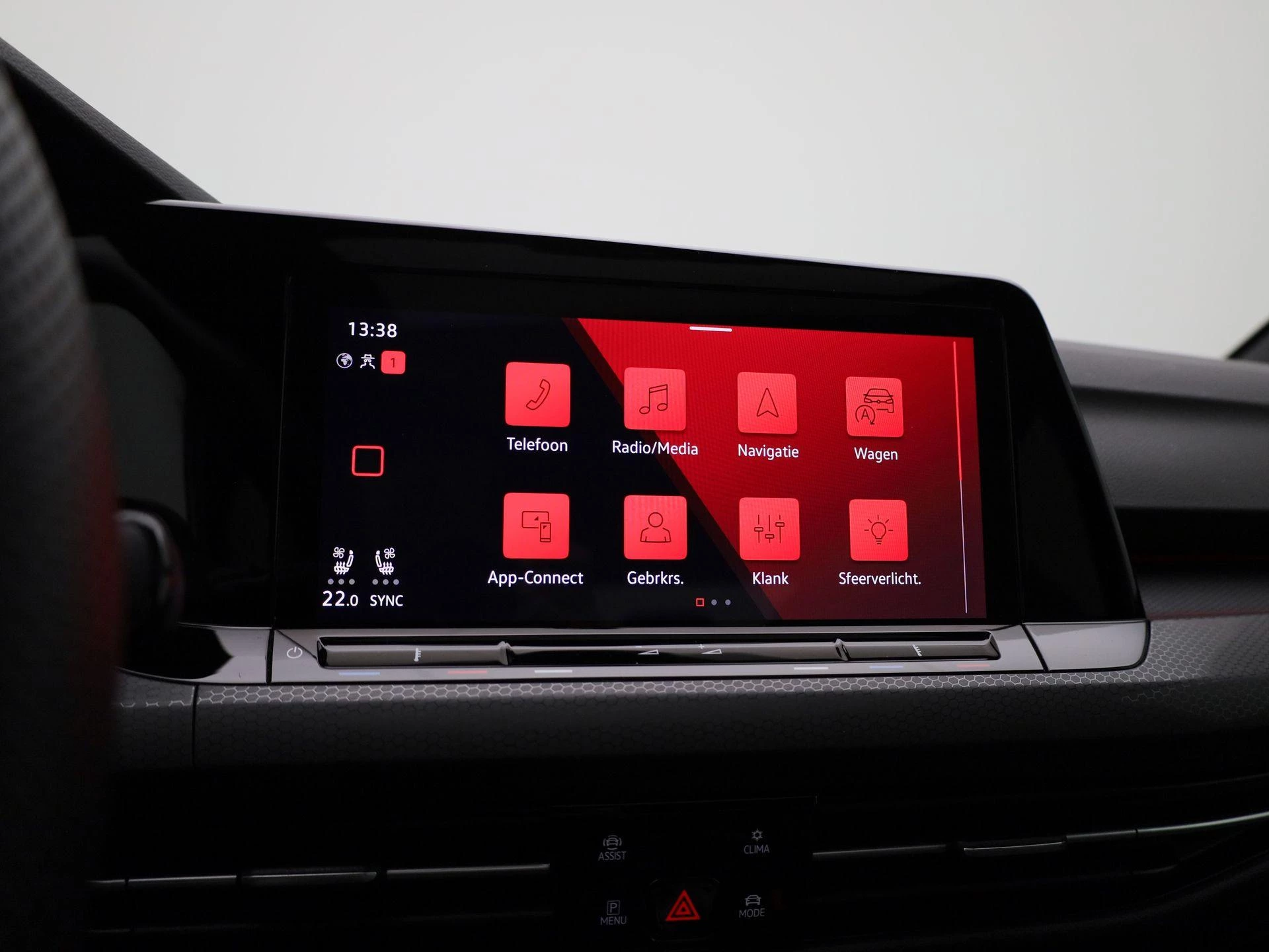 Volkswagen-Golf-image-29