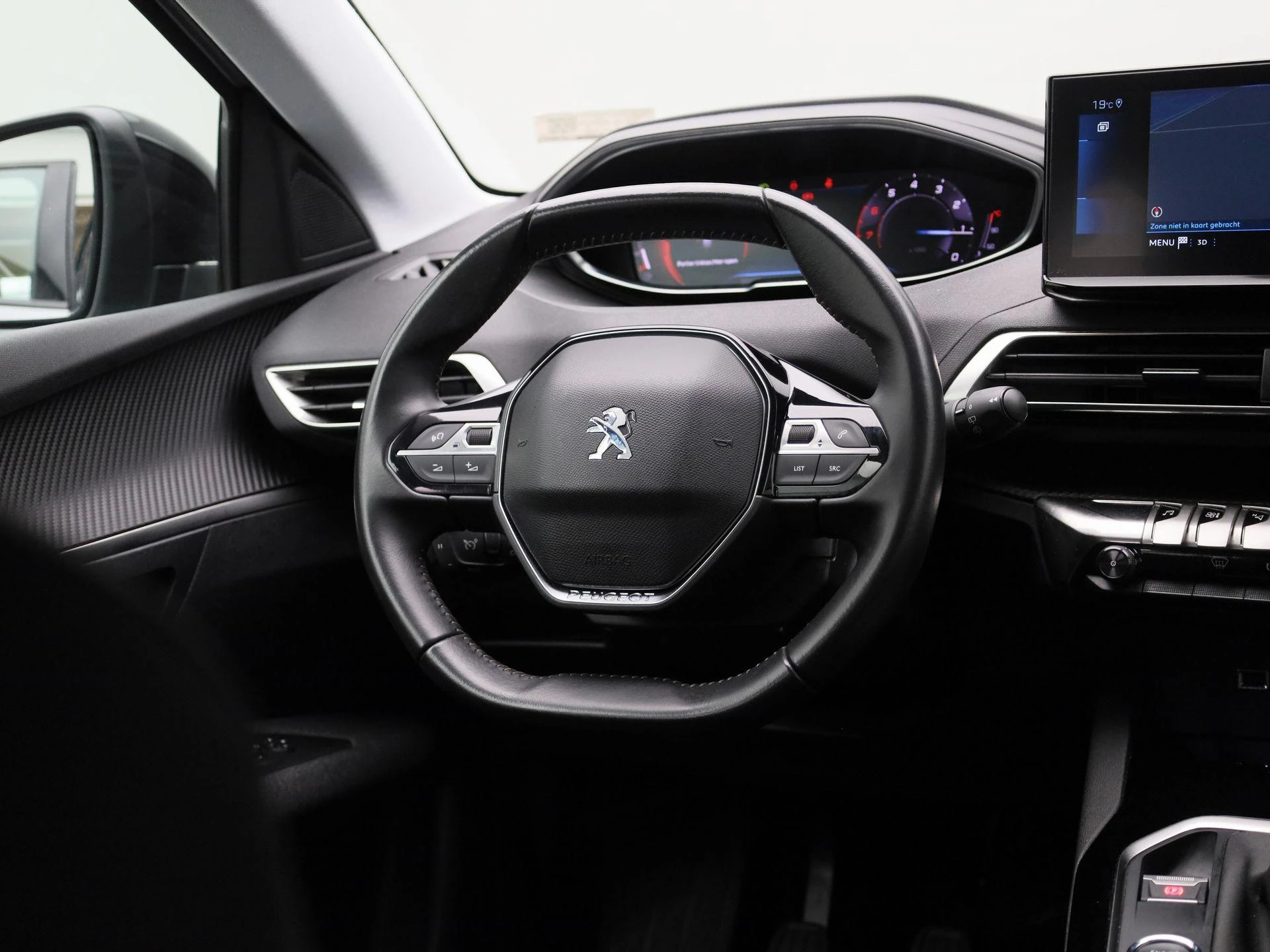 Peugeot-3008-image-8