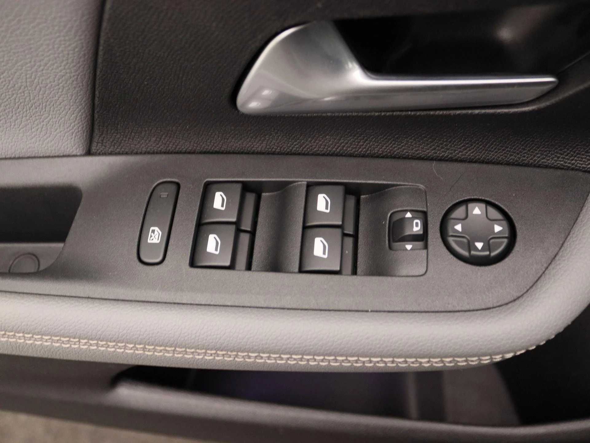 Opel-Mokka-image-20