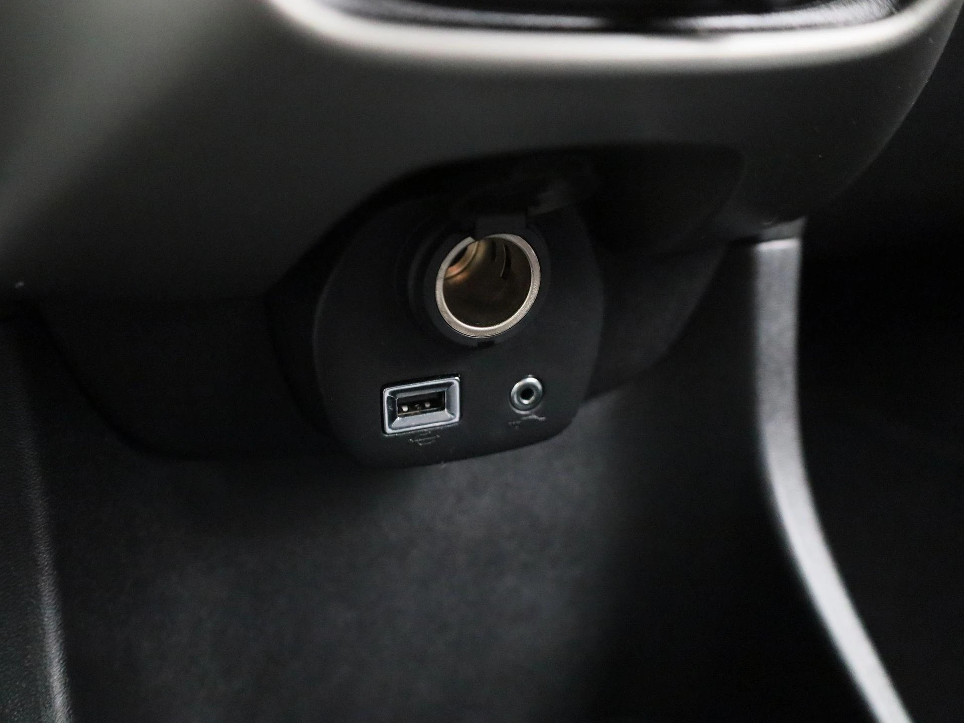 Peugeot-108-image-22