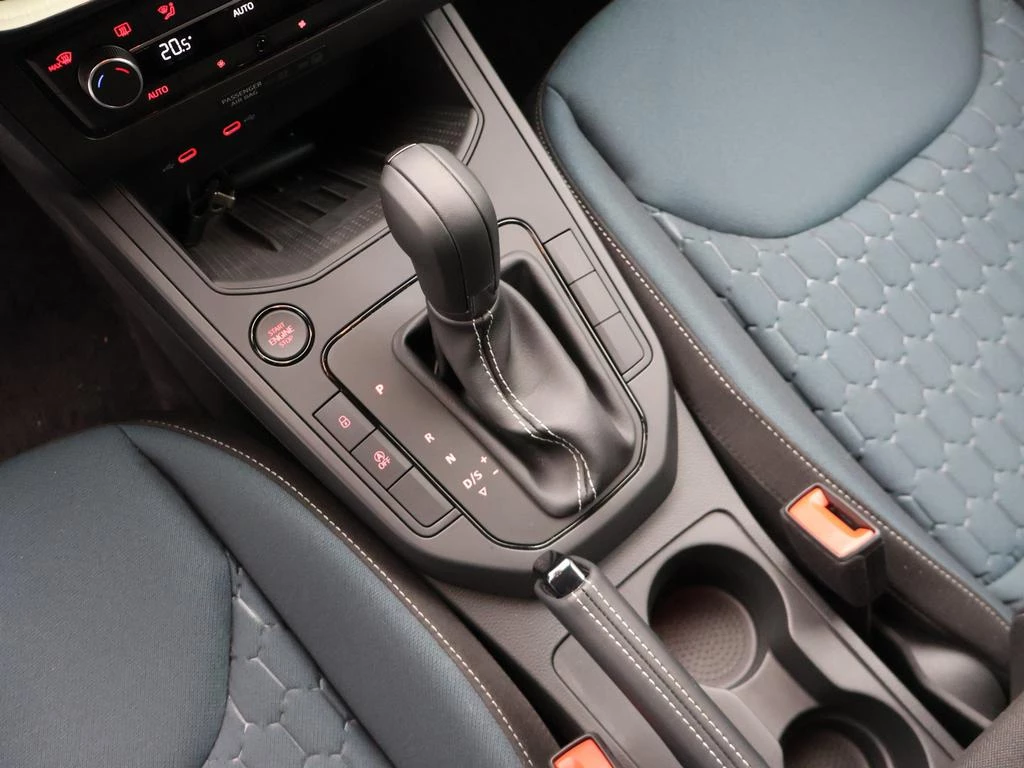 SEAT Arona Arona Play Plus 1.0 TSI 115pk DSG - AUTOMAAT - DEMO