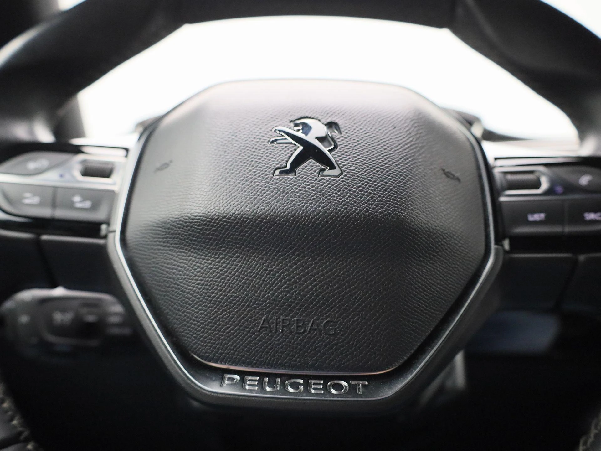 Peugeot-508-image-33