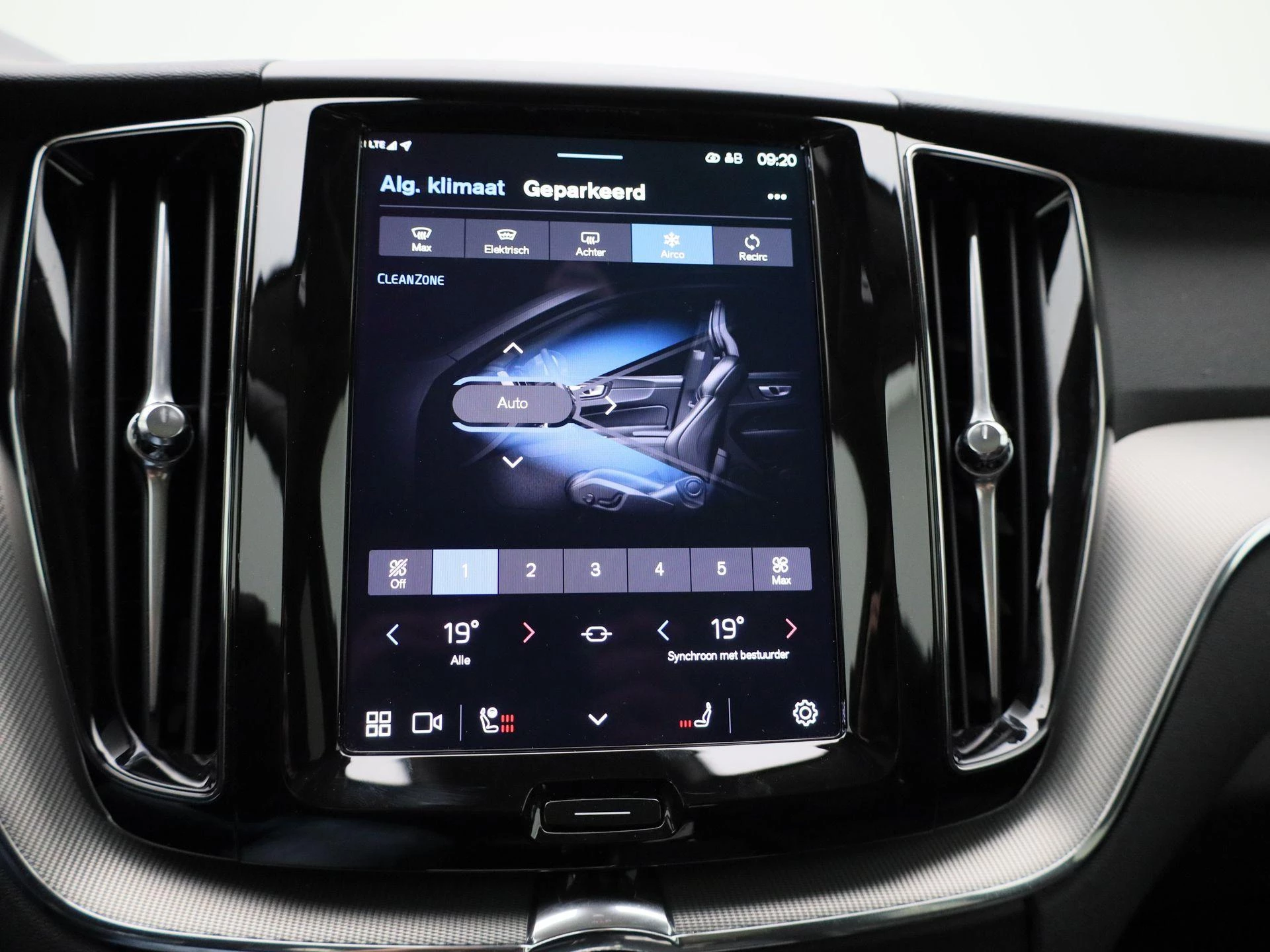 Volvo XC60 T6 PHEV Plus Dark Aut.