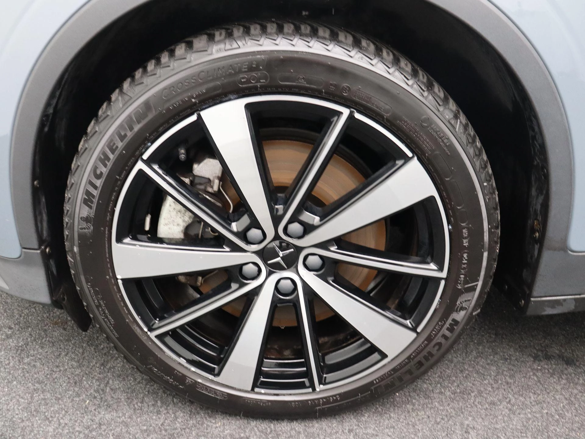 Polestar 2 SR SM 64kWh